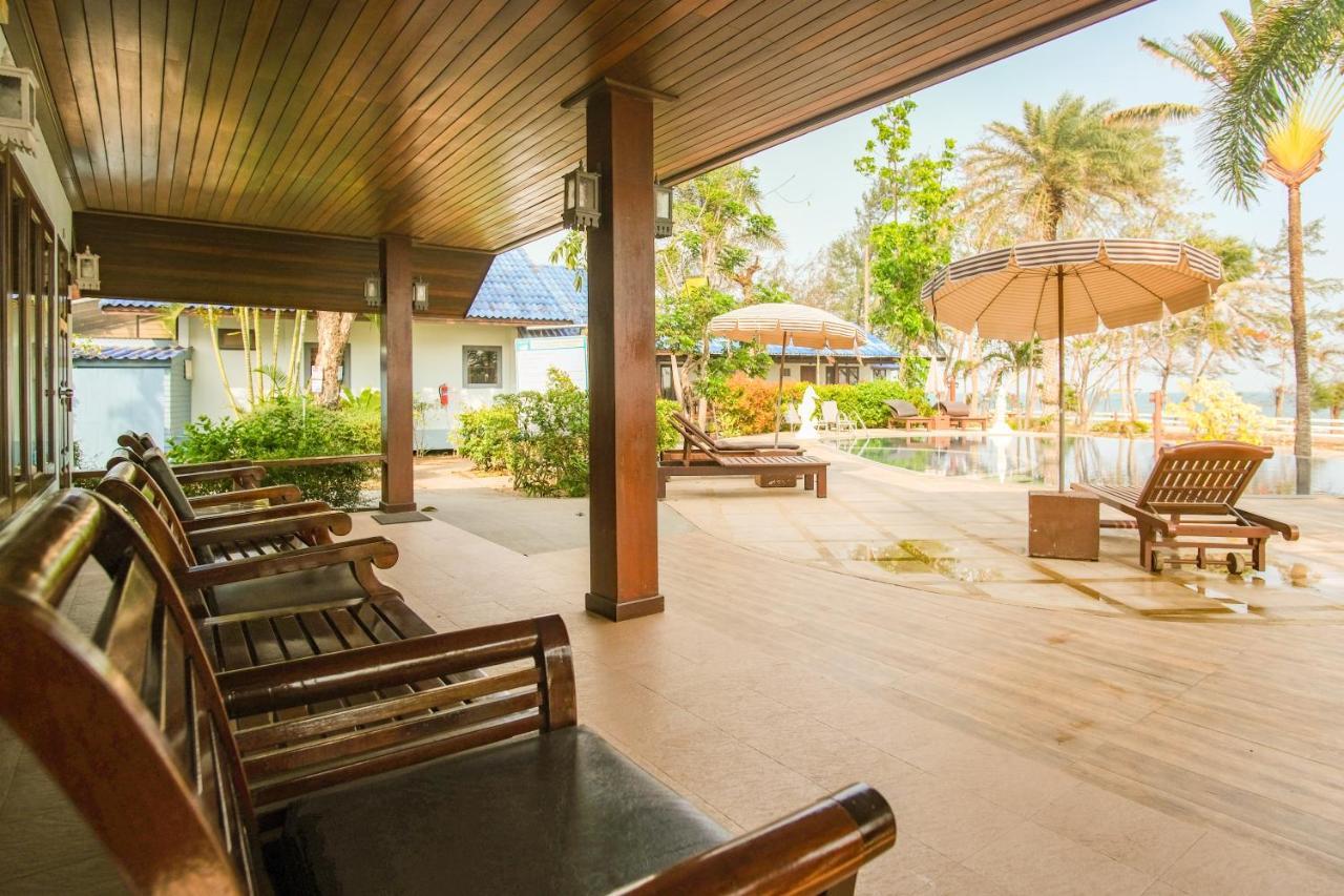 Rocky Point Resort Thap Sakae Ngoại thất bức ảnh