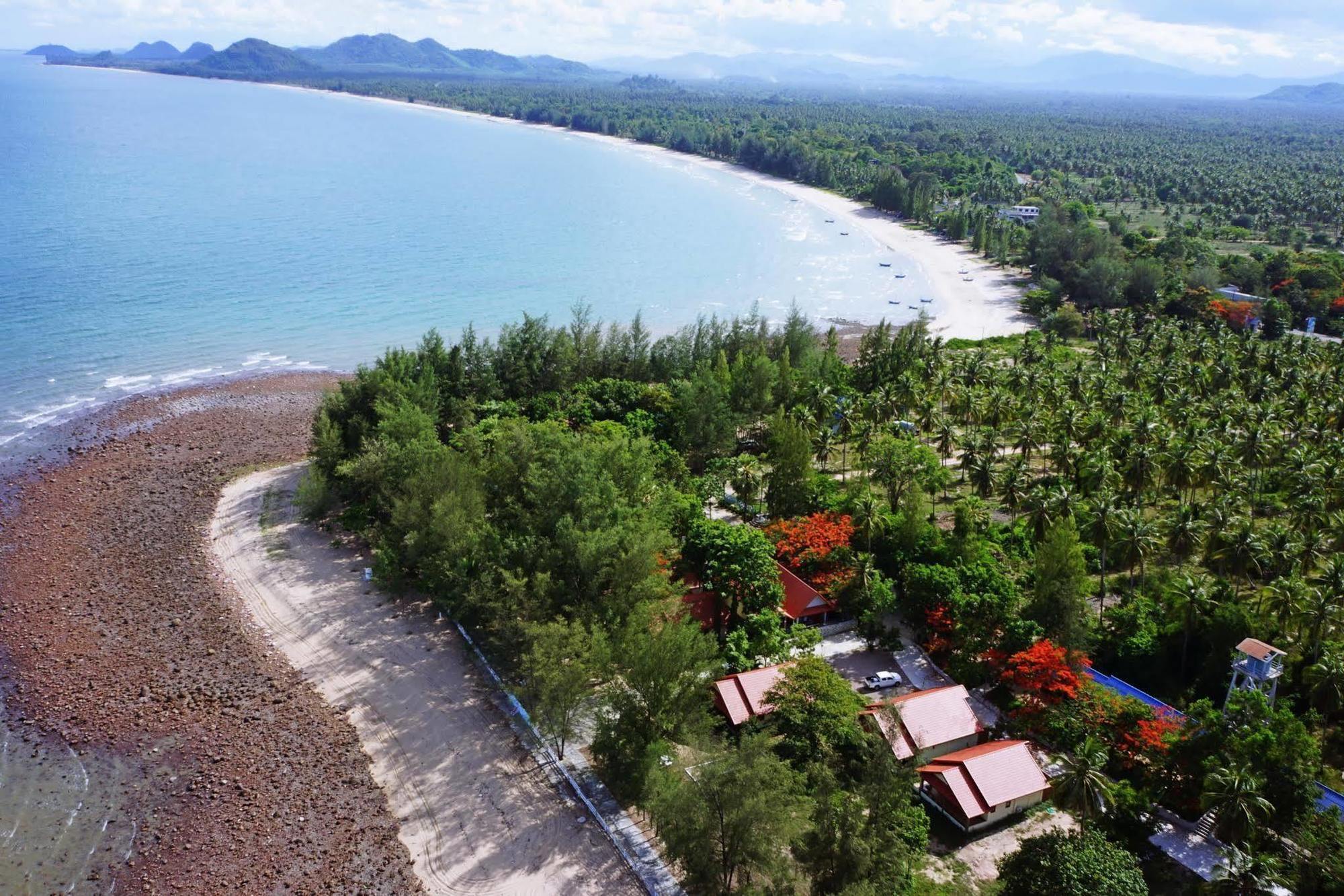 Rocky Point Resort Thap Sakae Ngoại thất bức ảnh